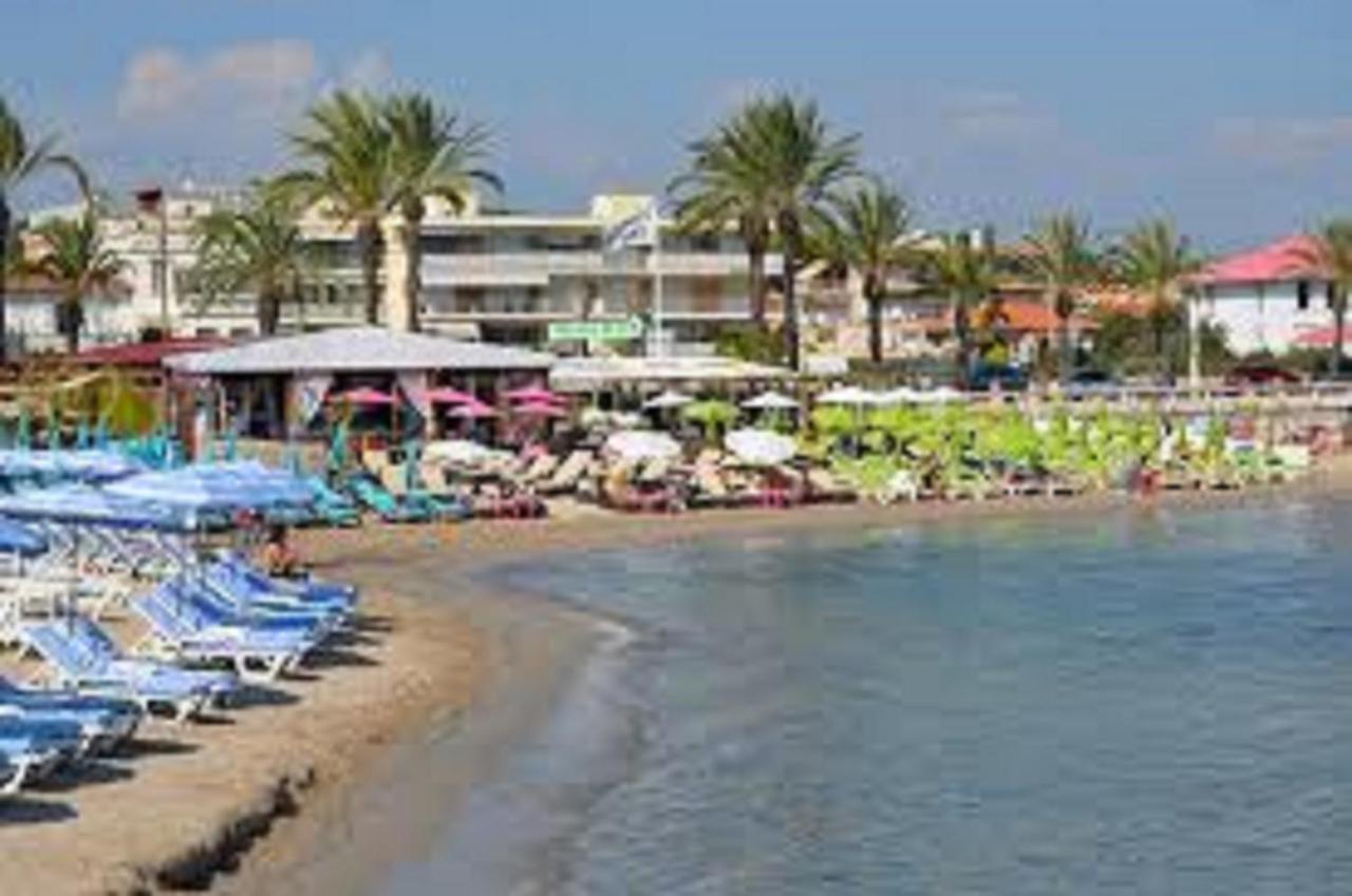 Sole E Mare 2 Pieces Apercu Mer Голф-Жуан Екстериор снимка